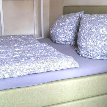 Ferienwohnung Lindeneck Isling 아파트